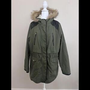 Torrid Sz XXL Green Jacket Sherpa Lined W/Detachable Fur Hood Drawstring Waist